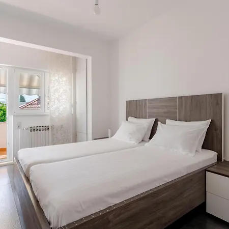 Modern With Loggia Terrace And Parking Apartment *