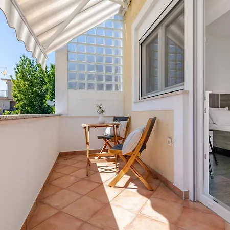 Apartment Modern With Loggia Terrace And Parking *
