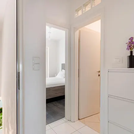Modern With Loggia Terrace And Parking Apartment