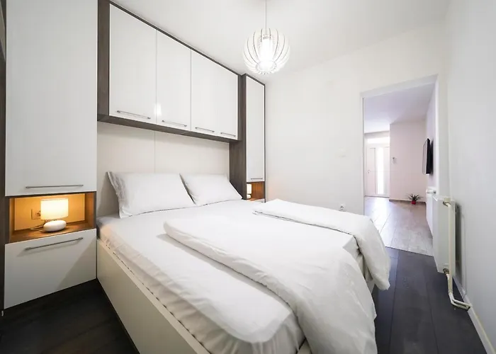 Modern With Loggia Terrace And Parking * Zara